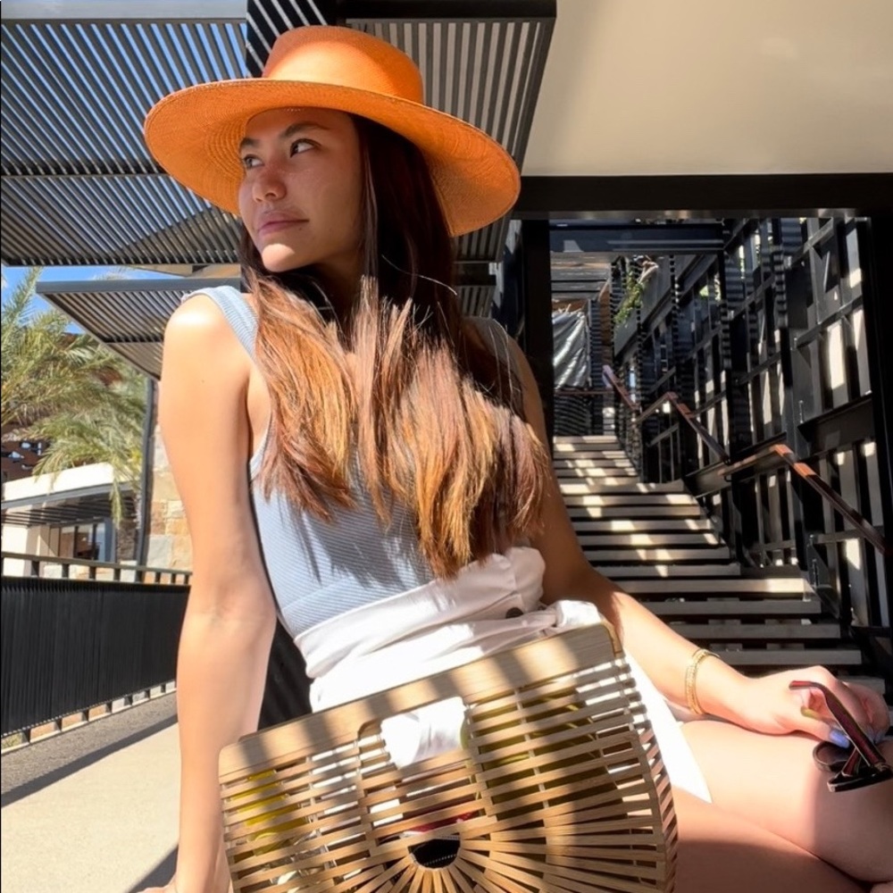 Meet your Posher, Catherine